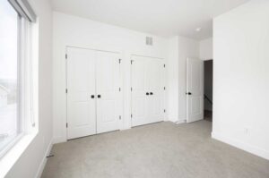 23 Views Townhomes | J Development | Closet