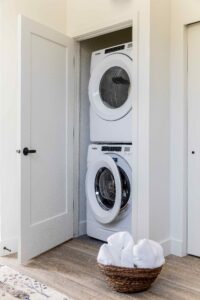 27 Nine Lofts Laundry. J Development.